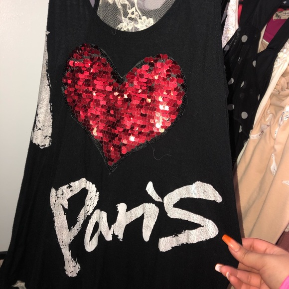 Black shirt - Picture 1 of 3